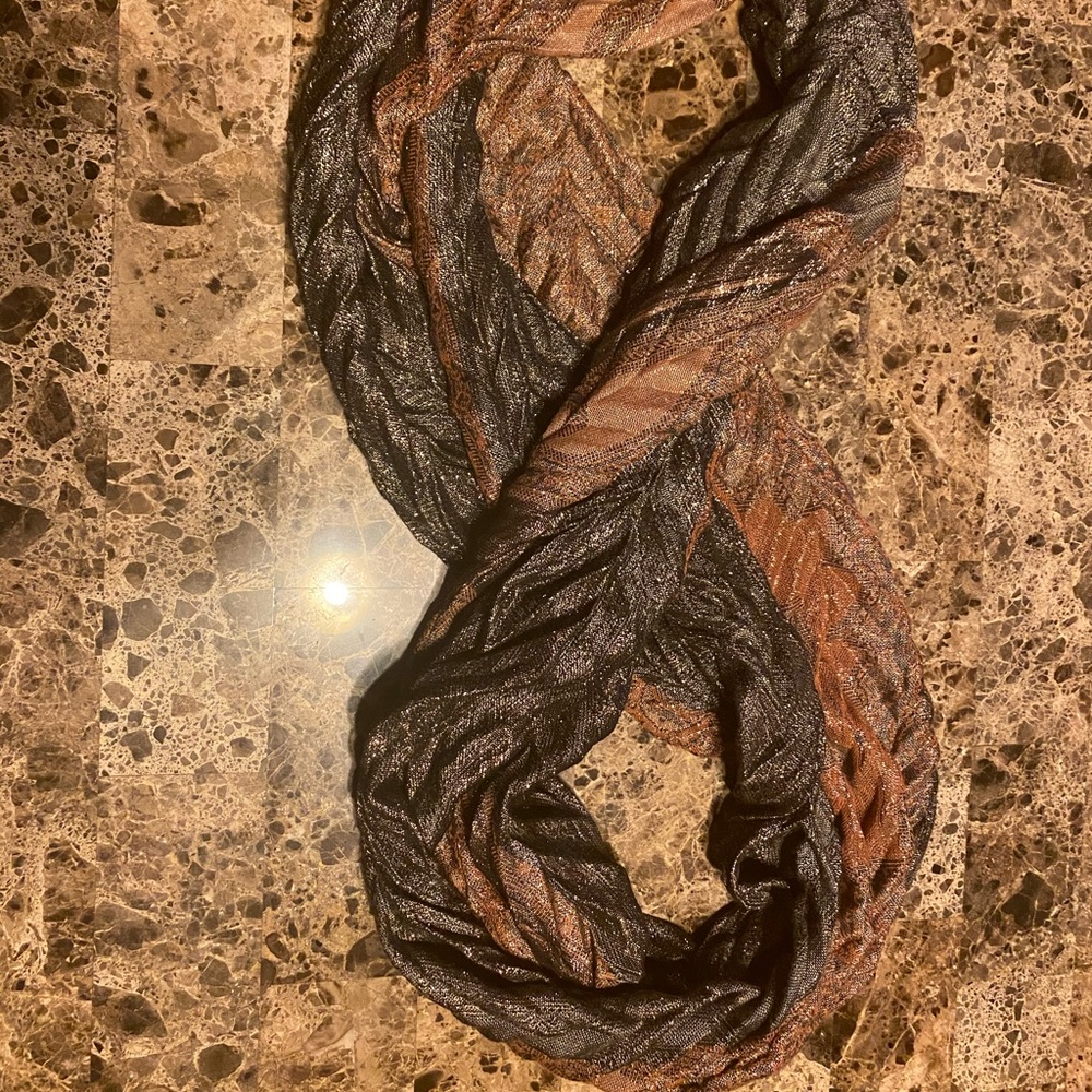 Infinity scarf